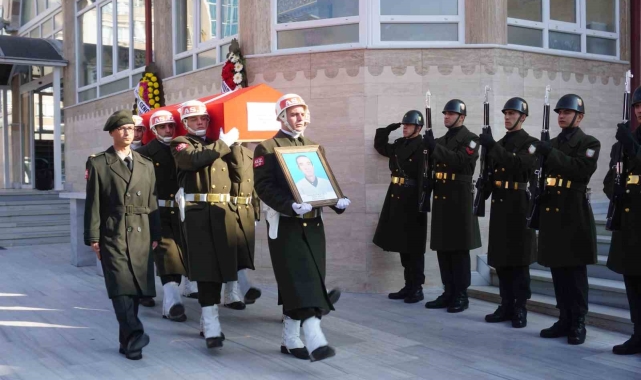 Edirne'de Kıbrıs gazisi törenle son yolculuğuna uğurlandı
