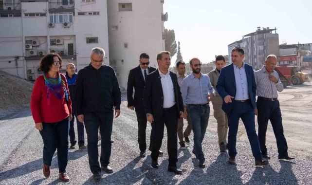 Efeler Belediyesi eski minibüs garajı alanında otopark çalışması başlattı