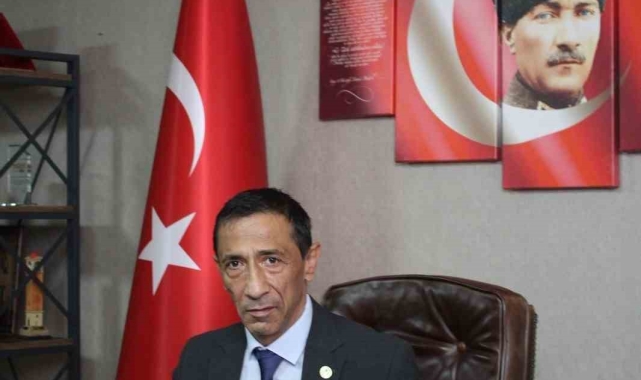 Eğitim Gücü Sen Başkanı Özat: "Memuru bu hale koyan sözde yetkili sendikanın elinden yetkiyi alma zamanıdır"