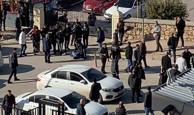 Elazığ Adliyesi önünde kavga: 3 yaralı