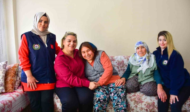Engelli kızların isteğini İncirliova Belediyesi gerçekleştirdi
