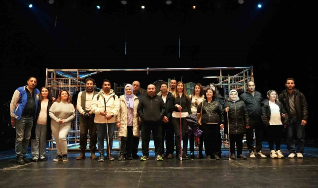 'Erişilebilir Tiyatro' yeni sezonda devam ediyor