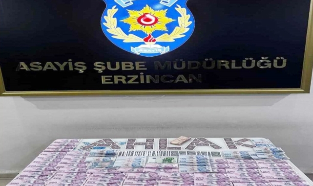 Erzincan'da kumar oynatılan eve baskın