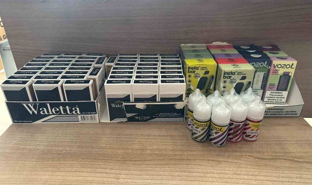 Esenyurt'ta okulların çevresinde sıkı uygulamalar sürüyor