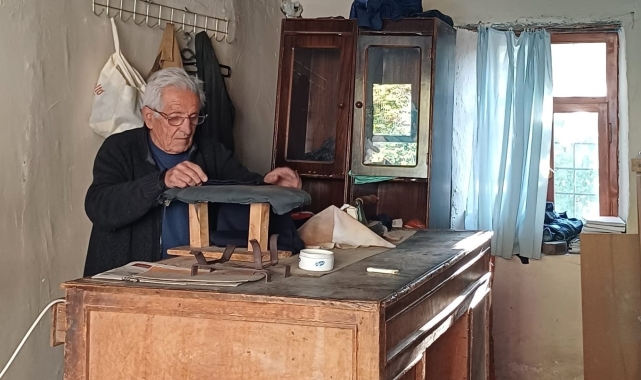 Eski ilgi olmaması nedeni ile 73 yıllık mesleğine son verdi