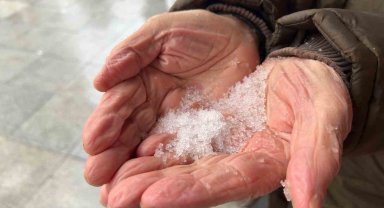 Eskişehir'de dolu yağışı etkili oldu