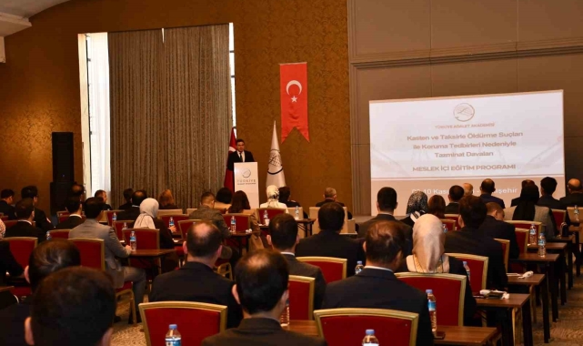 Eskişehir'de 'Kasten ve Taksirle Öldürme Suçları ile Koruma Tedbirleri Nedeniyle Tazminat Davaları' eğitimi