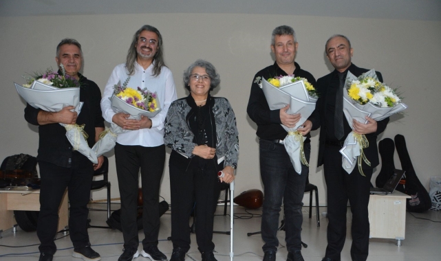 EÜ'de organ bağışına türkülerle dikkat çekildi