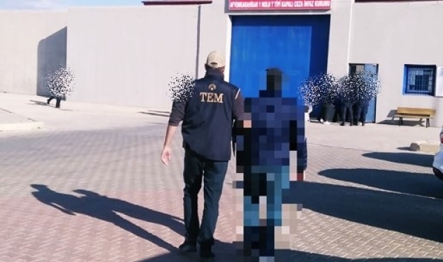 FETÖ'ye üye olmaktan aranan şahsı polis yakaladı