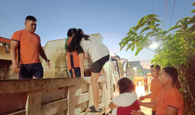 Filipinler'de "Süper Tayfun Man-yi" alarmı: 255 bin kişi tahliye edildi