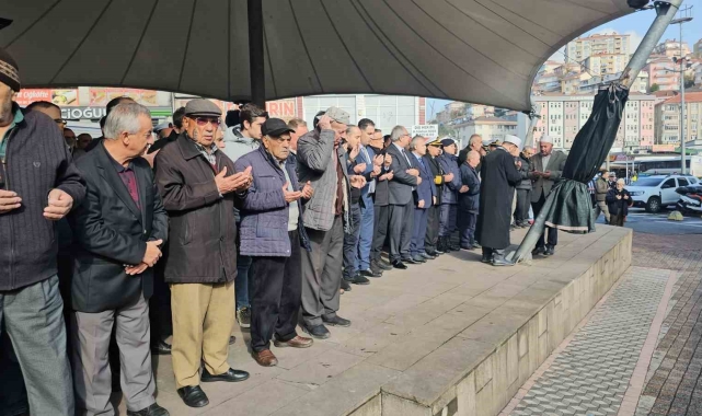 Fırtınada batan Kafkametler'in mürettebatına gıyabi cenaze namazı kılındı