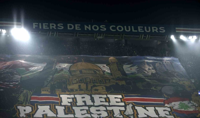 Fransız Bakan'dan PSG'nin açtığı "Özgür Filistin" pankartına tepki