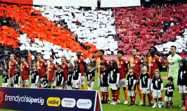 Galatasaray'da zorunlu 2 değişiklik