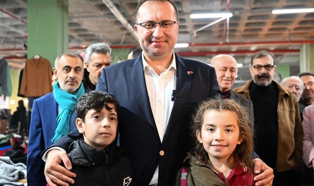 Gaziosmanpaşa'daki Mevlana Mahallesi, kapalı semt pazarına kavuştu