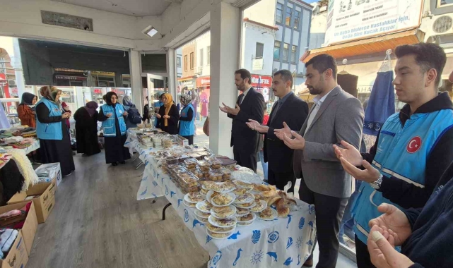 Gazze'ye el emeği göz nuru ürünlerle destek