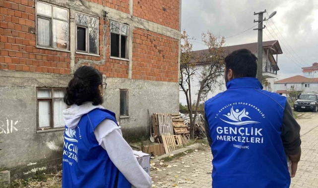Gençlerden örnek davranış
