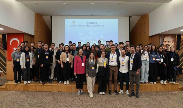 Gençliğin sesi Denizli'den yükseliyor