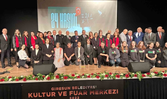 Giresun'da 24 Kasım Öğretmen Günü törenlerle kutlandı