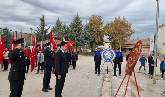 Gölbaşı'nda Atatürk'ü anma programı düzenlendi