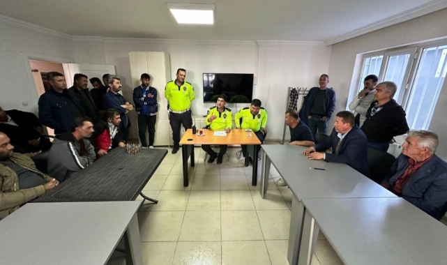 Gölbaşı'nda servis şoförlerine eğitim verildi