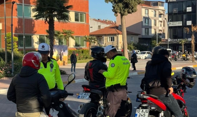 Gönen'de trafik denetimlerinde 432 bin liralık ceza kesildi