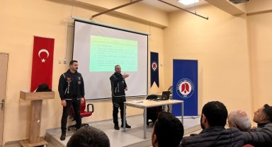 Hakkari polisinden özel güvenlik görevlilerine eğitim