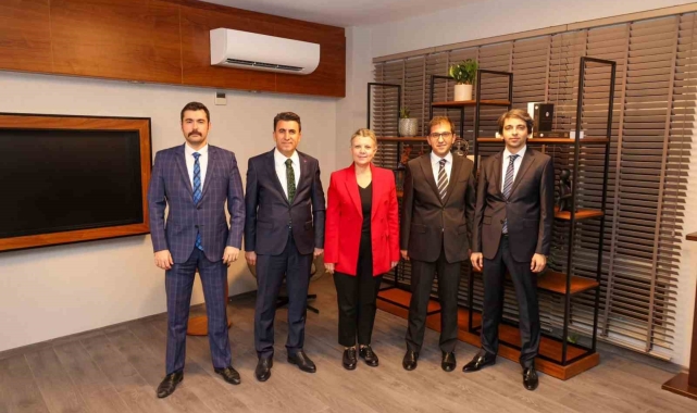 Halime Kahraman 11'inci kez Baro Başkanı seçildi