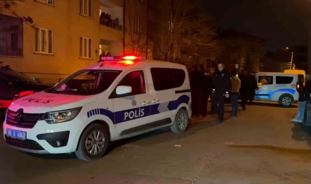 Havai fişekli asker eğlencesine polis baskını