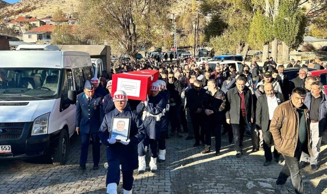 Hayatını kaybeden emekli astsubay son yolculuğuna uğurlandı