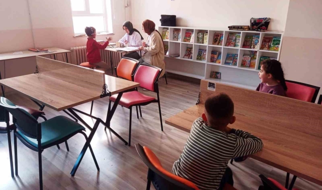 Hisarcık'ta 1. sınıf öğrencilerine işitme tarama testi