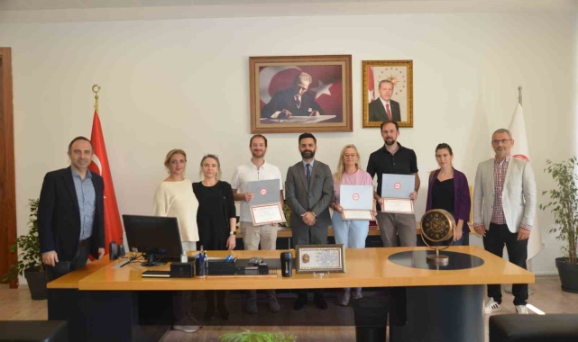 Hollandalı akademisyenler ATÜ'de fikir alışverişinde