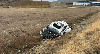 Isparta'da iki otomobil çarpıştı: 7 yaralı