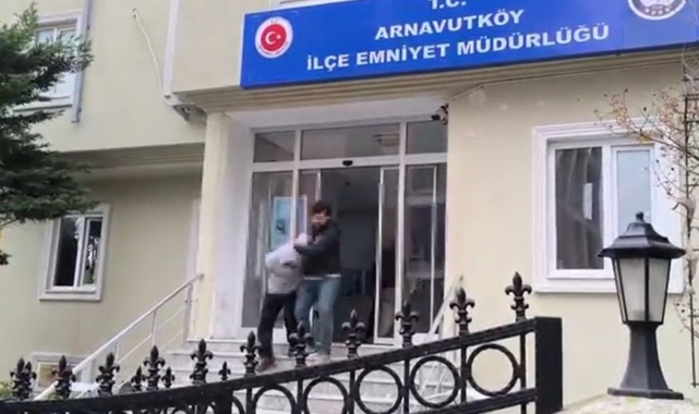 İstanbul ticari taksi sürücünü silahla tehdit eden şahıs yakalandı