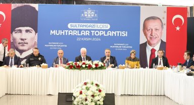 İstanbul Valisi Davut Gül Sultangazili muhtarlarla bir araya geldi