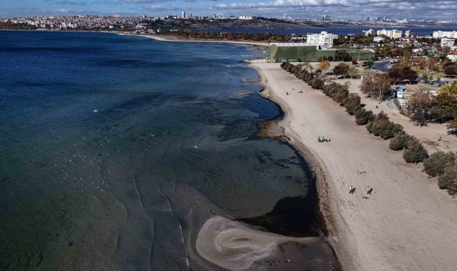 İstanbul'da deniz suyu çekildi, balıkçılar avlanmaya çıkamadı