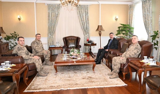 Jandarma komutanlarından Vali Çiftçi'ye ziyaret