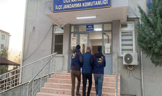 JASAT ekipleri aranan 2 kişiyi yakaladı