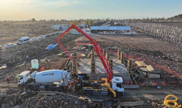 Kahramanmaraş Güneş Enerji Santrali'nin temeli atıldı