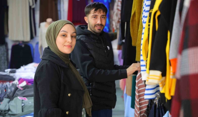 Kahramanmaraş'ta depremzede çiftler "Aile Gençlik Fonu" ile yuva kurdu