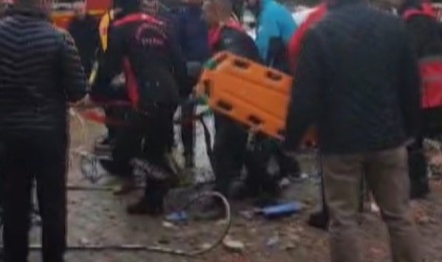 Kahramanmaraş'ta okulda duvarın çökmesi ile yaralananlar böyle kurtarıldı