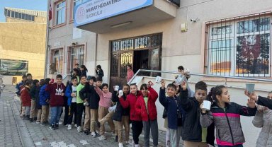 Karacabey Belediyesi'nden eğitime ve çevreye destek