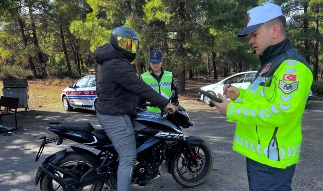 Karacasu'da 'Kaskımla güvendeyim' denetimi gerçekleştirildi