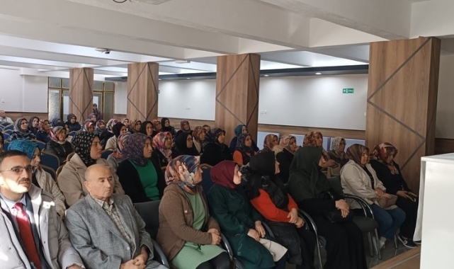 Karapınar'da Uyuşturucu ile Mücadele Bilgilendirme toplantısı düzenlendi