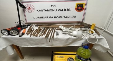 Kastamonu'da kaçak kazı yapan 5 şüpheli yakalandı