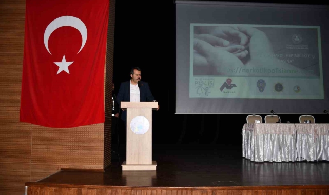 Kaymakam Kaya: "Bağımlılıkla birlikte mücadele edilmeli"