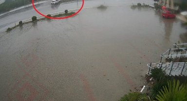 Kaza peş peşe geldi, yeni alınan emniyet cipi kullanılamaz hale geldi