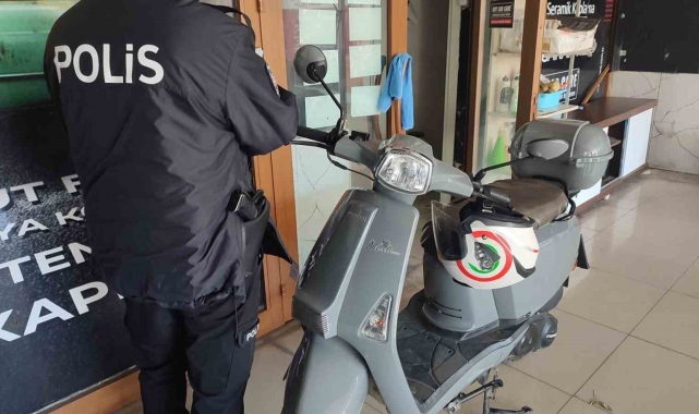 Keşan'daki kazada sürücü kask sayesinde kazayı hafif sıyrıklarla atlattı