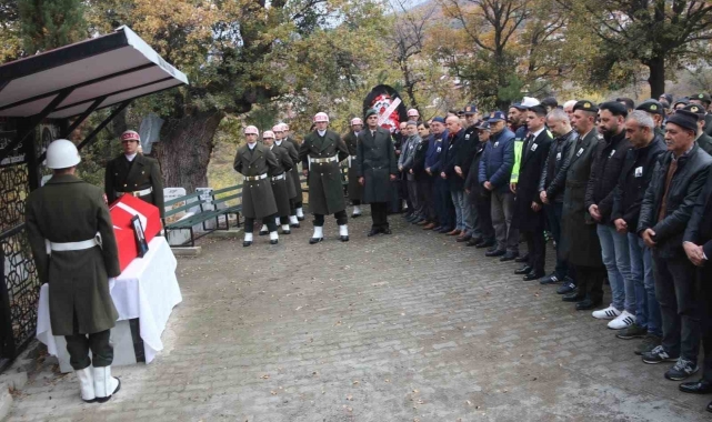 Kıbrıs gazisi son yolculuğuna uğurlandı