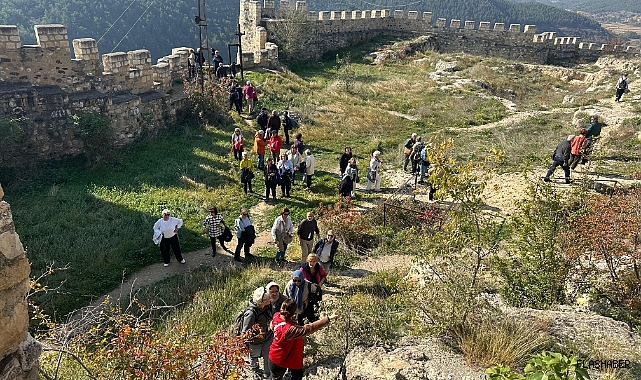 Kıdemli gençlerden Boyabat’a kültürel gezi