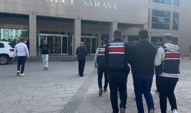 Kilis'te PKKPYDYPG üyesi 2 şahıs yakalandı
